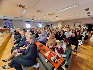 Otvori galeriju 20241205_093543.jpg