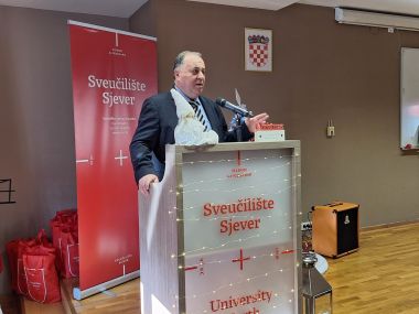 Otvori galeriju 20241205_094726.jpg