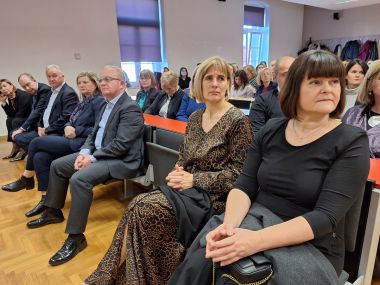 Otvori galeriju 20241205_1006170.jpg