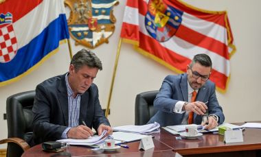 Hrvatske_ceste_potpisivanje_ugovora 18 .jpg