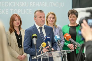 Otvori galeriju minerva_potpisivanje_ugovora_ministrica_brnjac_2024  14.jpg