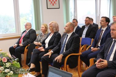 Otvori galeriju 1 13.JPG