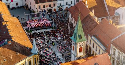 Koncert_100_violina 2.jpg