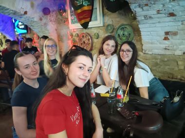 f8415103-d482-40f8-bfc2-bffbfc4583c8.jpg