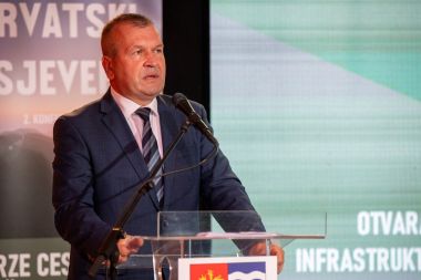 konferencija_hrvatski_sjever_brze_ceste_zeljeznica_2024 3.jpg