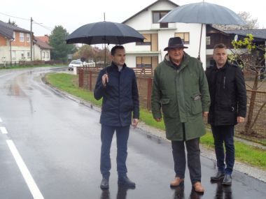 Otvori galeriju 190421_zuc obilazak_6 Medium.JPG