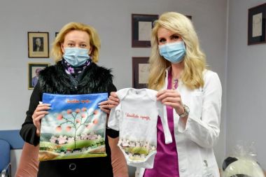 Otvori galeriju 0101_darivanje_prvog_djeteta_13.jpg