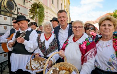 mimohod_dan_starijih_osoba 2.jpg