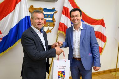 090721_prijem euzastupnika_5.jpg