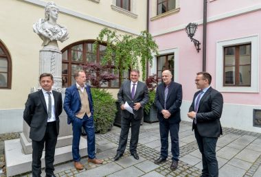 060521_Varazdinski_klipic_monografija 2 Medium.jpg