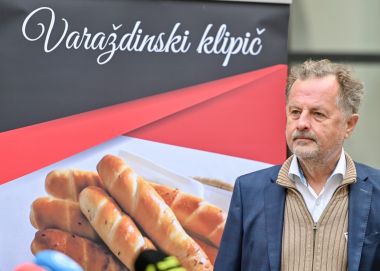 060521_Varazdinski_klipic_monografija 4 Medium.jpg