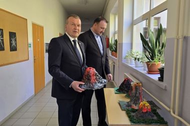 gnm obilazak skola 3.jpg