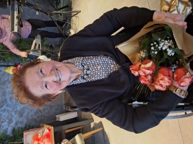 Otvori galeriju Baka Marija_rodjendan 2.jpg