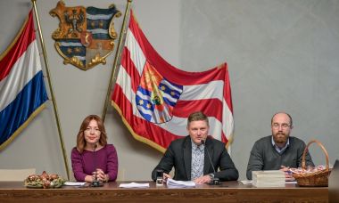 Potpisivanje_ugovora 3.jpg