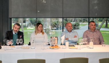 Otvori galeriju Vinski_lideri_radionica 4.JPG