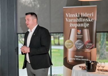 Otvori galeriju Vinski_lideri_radionica 8.JPG