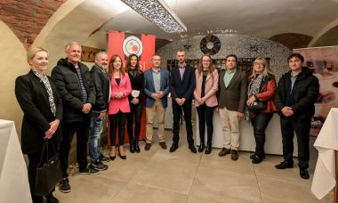 010422_Dani okusa_1.jpg