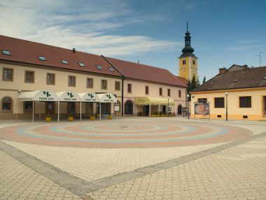 PA08680820.jpg