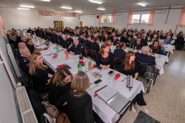 DVD Kneginec_1 4.jpg