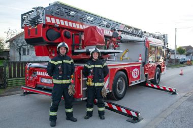 DVD Kneginec_1 7.jpg