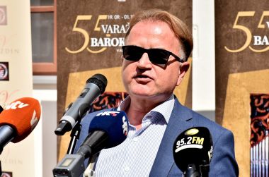 vbv press21.JPG