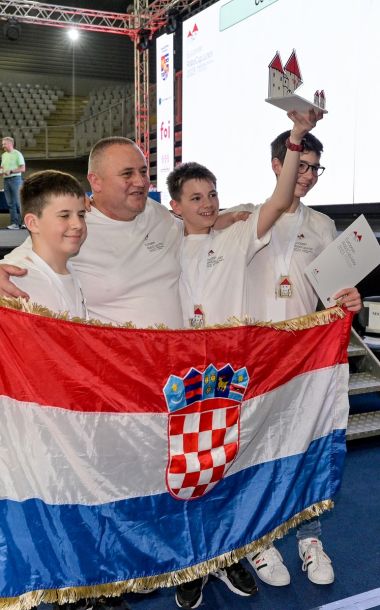 Roboticari_nagrade 30.jpg