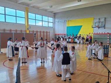 Djecji folklor 4.jpg