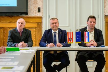 dvoracopekapotpisivanjeugovoraoizvodenjuradova 9 of 72.jpg