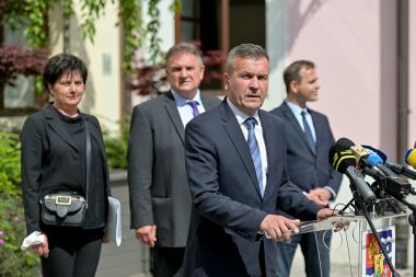 Otvori galeriju 040621_Primopredaja_Zupanija-10.jpg