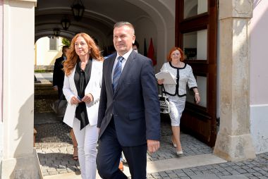 Otvori galeriju 040621_Primopredaja_Zupanija-2.jpg