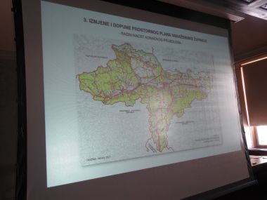 Otvori galeriju 080721_prezentacija prostornog plana_3.JPG