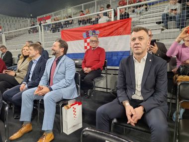 DAvis CUp 8.jpg