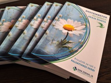 prirucnik_01 3.jpg