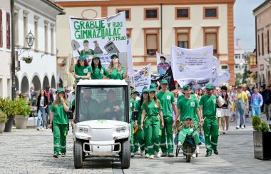 maturantika_mimohod_varazdinska_zupanija_2025 1.jpg