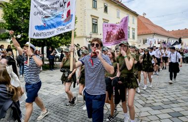 maturantika_mimohod_varazdinska_zupanija_2025 23.jpg
