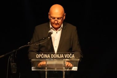 Donja Voca svecana 015.JPG