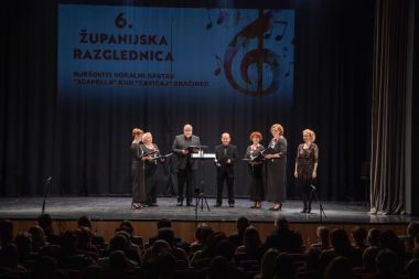 Otvori galeriju zupanijska_razglednica_2024_acapella.jpg