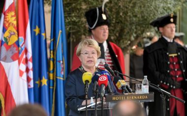 Otvori galeriju Bernarda 11 .jpg