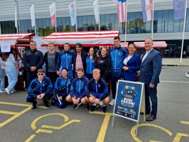 Otvori galeriju 6426f056-fbfb-4450-886e-573ded251be1.jpg