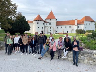 YEsspecialistsVZ 7.JPG