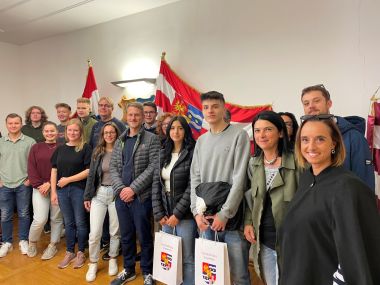 YEsspecialistsVZ 9.JPG