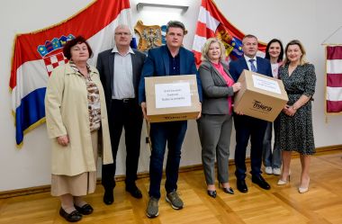 primopredaja_predmeti_drzavne_imovine_travanj_2024 2.jpg