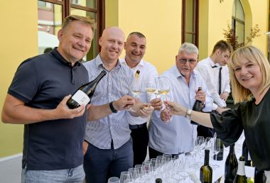 decanter_vina_vz_zupanija_2025 1.jpg