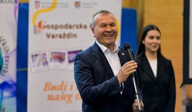 gospodarska_skola_varazdin_smotra_zadruga_sajam_vjezbenickih_tvrtki_2025 18.jpg