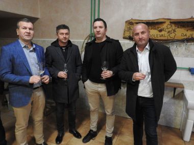 090222_obilazak meznaric_2.JPG