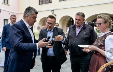 Otvori galeriju posjet-predsjenik 11.jpg