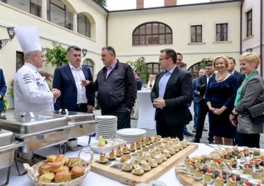 Otvori galeriju posjet-predsjenik 6.jpg