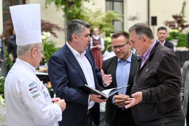 Otvori galeriju upanija_Milanovi_4.jpg