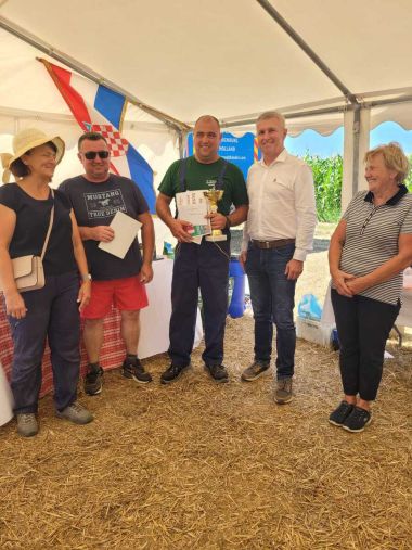 Otvori galeriju upanijsko natjecanje oraa 18.jpg