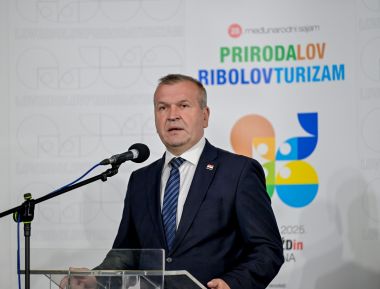 Otvori galeriju Sajam_lova_i_ribolova 36.jpg